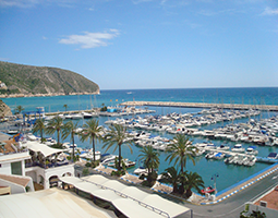 Moraira port